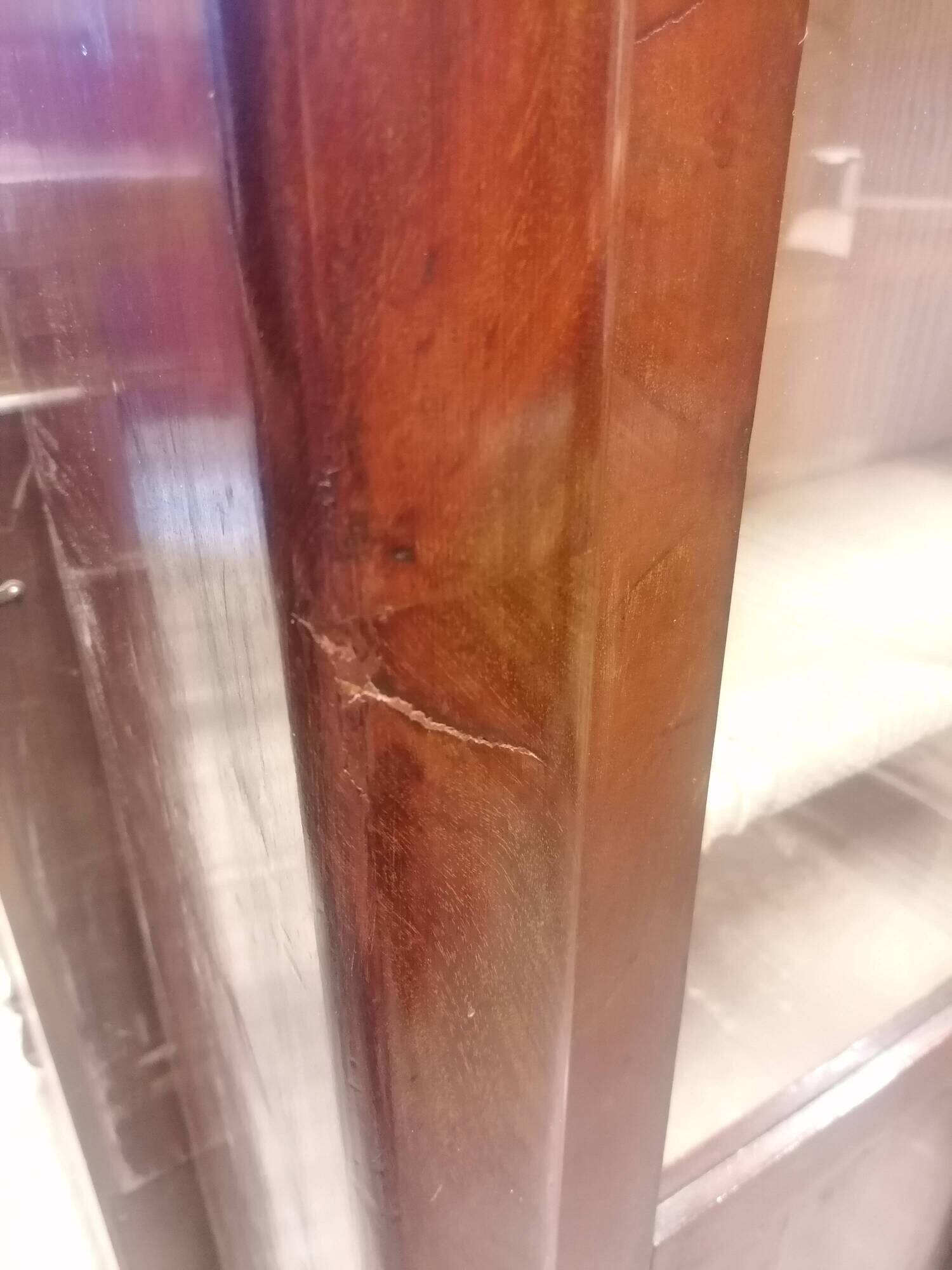 Mahogany veneer display cabinet from the 19th century - Louis Philippe style