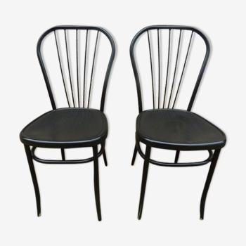 Set of 2 metal bistro chairs
