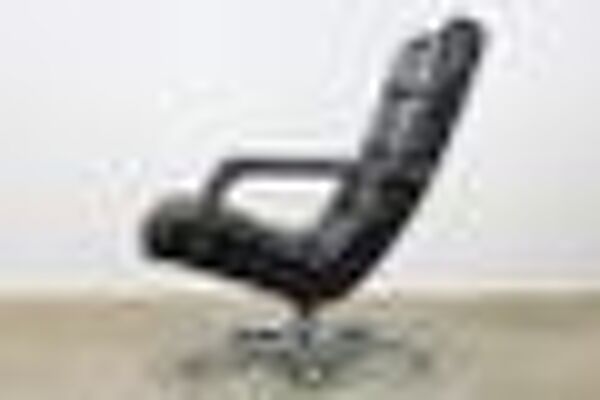 fauteuil F141 En Cuir Noir Par Geoffrey Harcourt Pour Artifort, 1970