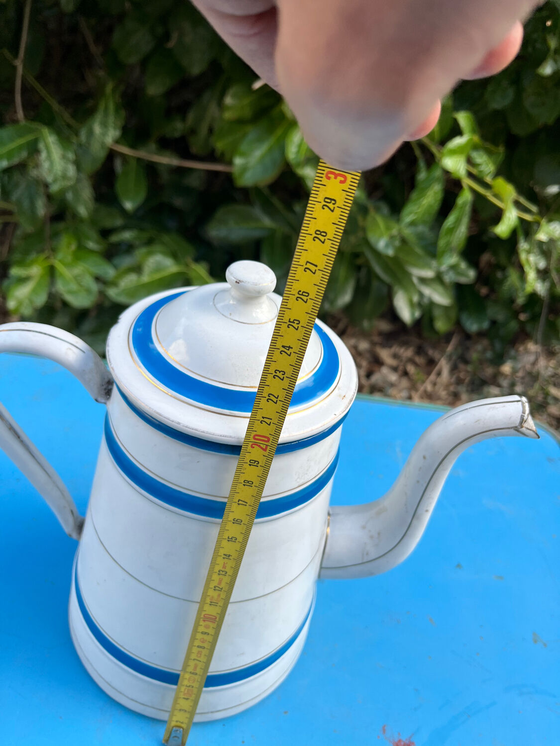 Enamelled coffee maker