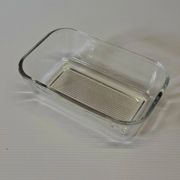Very nice glass butter dish from Arcoroc in very good condition.