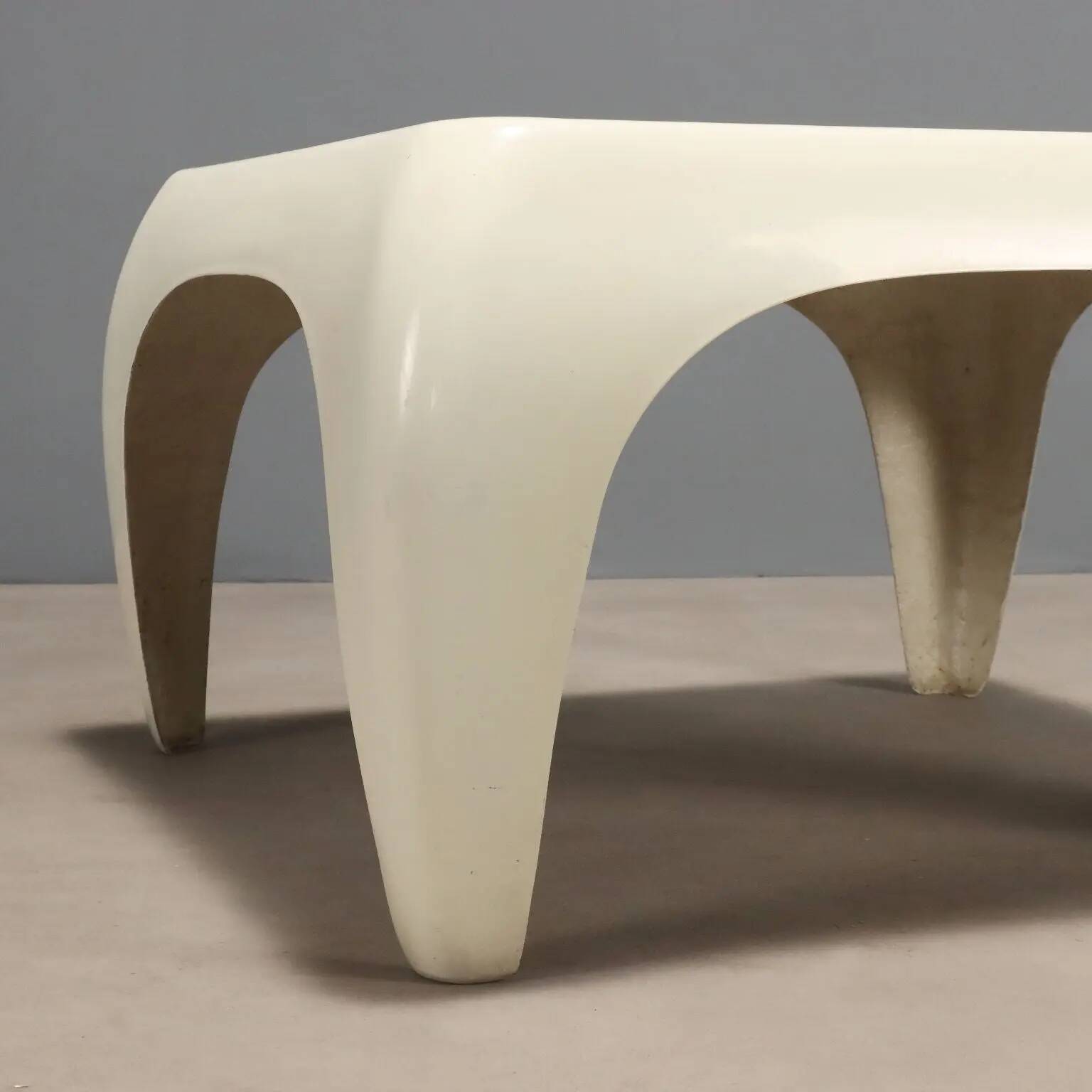 Vintage Space Age white fibreglass coffee tables, design, 1960s