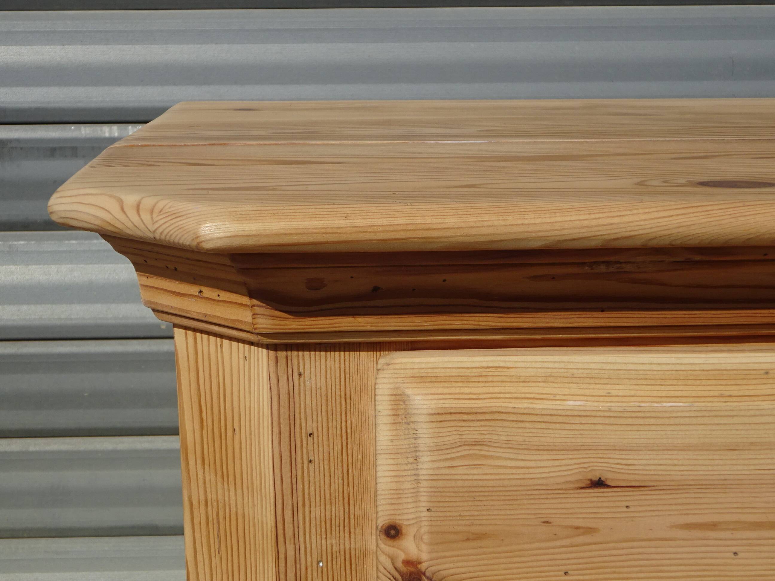 natural pine enfilade