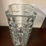 Vintage luminarc glass pave vase from the 70s with tall flowers