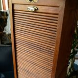 Cabinet with curtains early XXeme oak