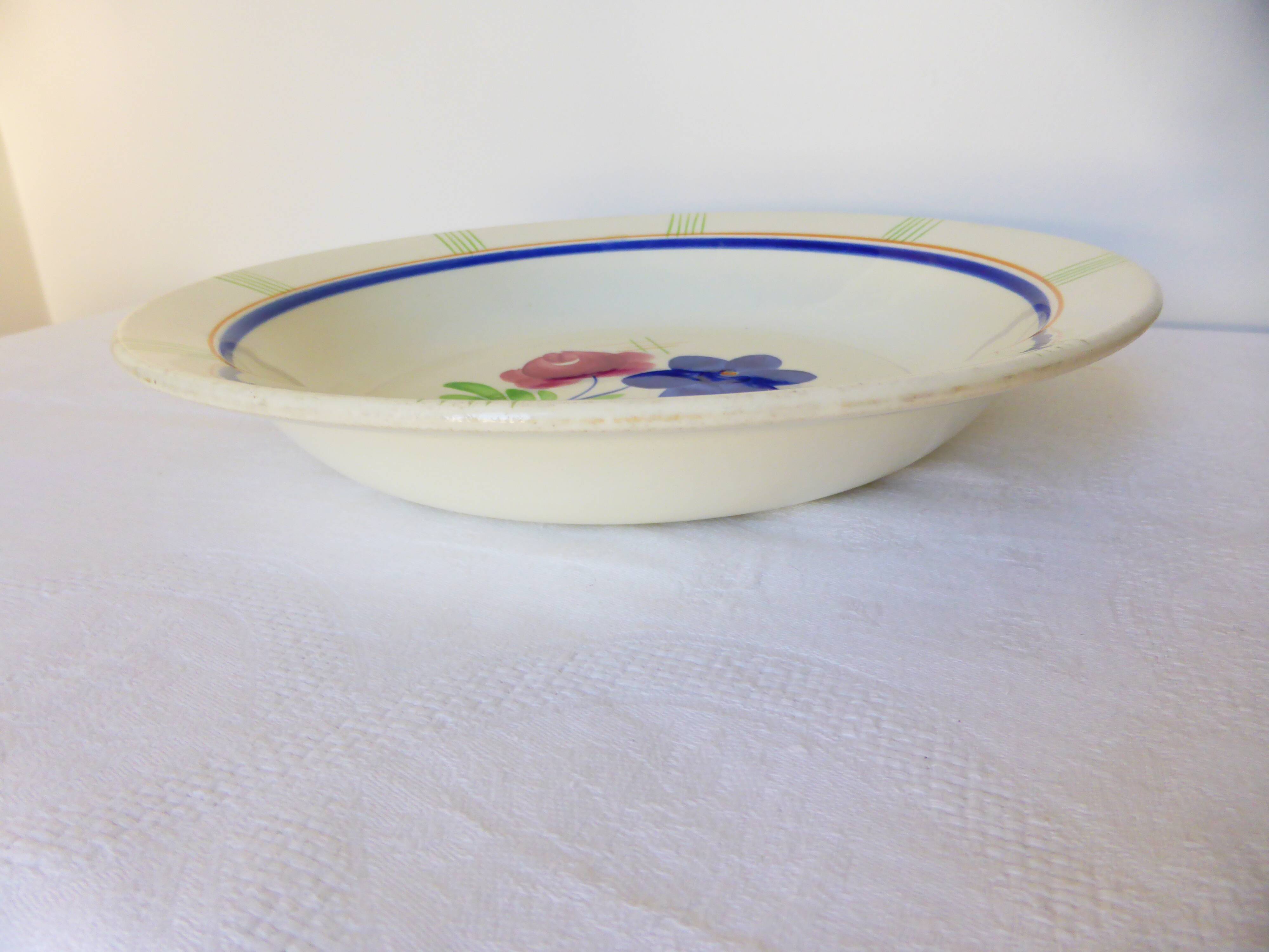 1 vintage hollow round plate from the Gien factory, model Robinson 2106106.
