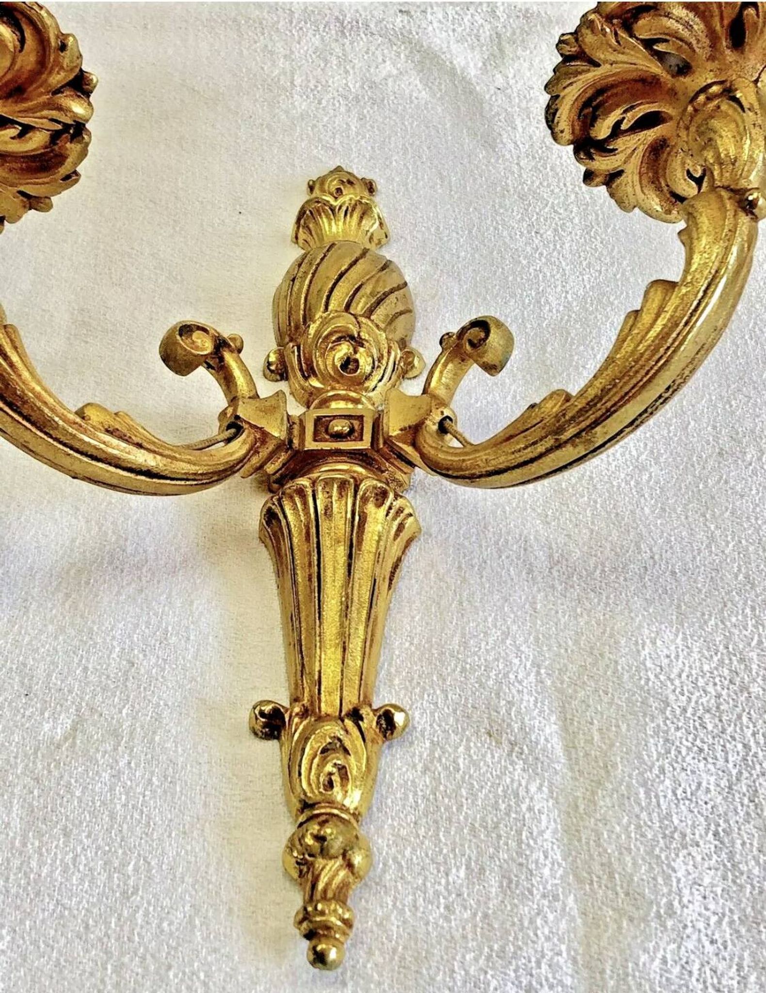 2 anciennes appliques bronze style Louis XVI