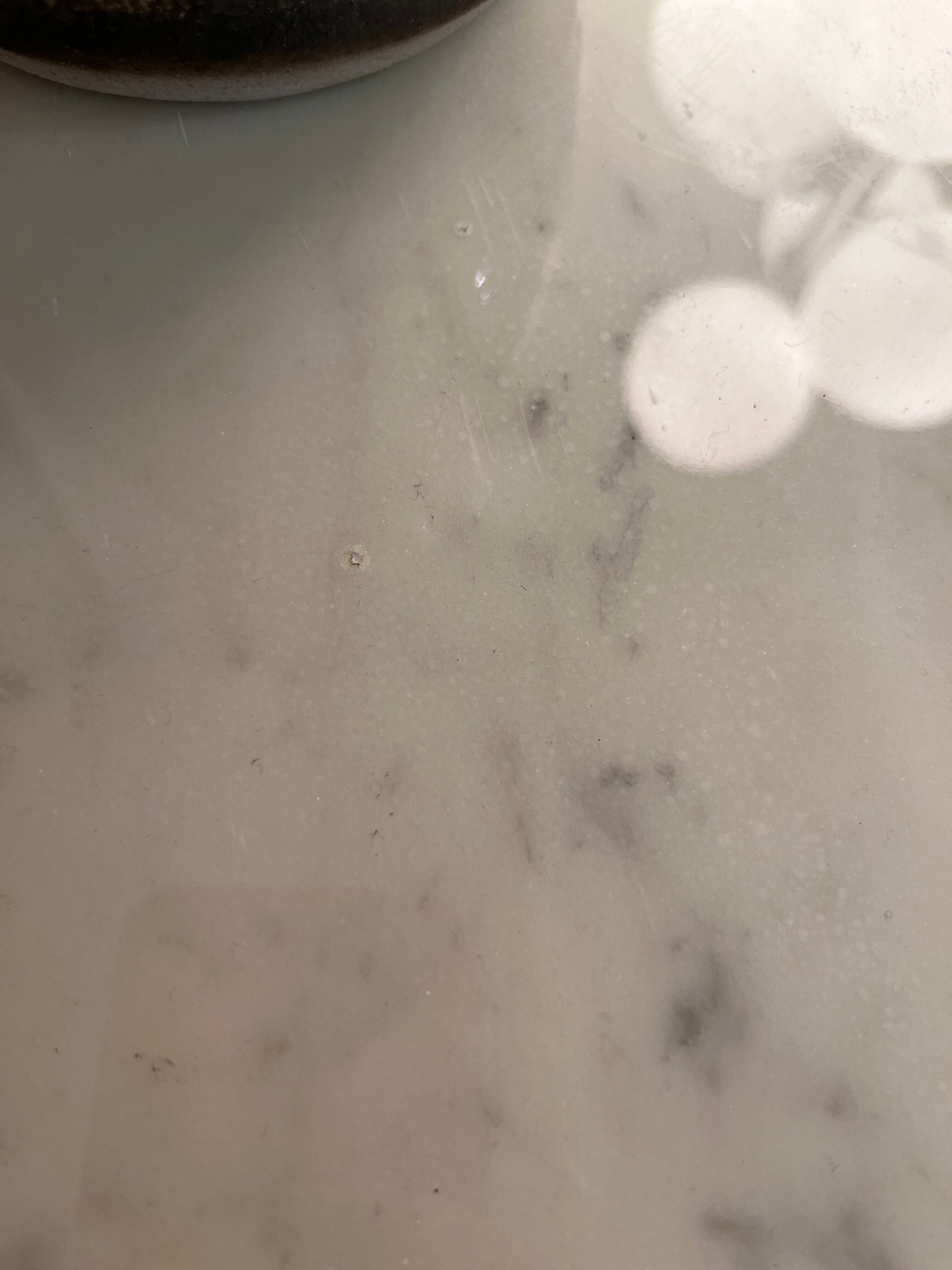 Marble round table by Ereo Saarinen , Knoll edition