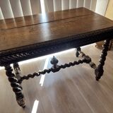 Louis XIII style desk in carved solid oak with twisted legs, late 19th century.