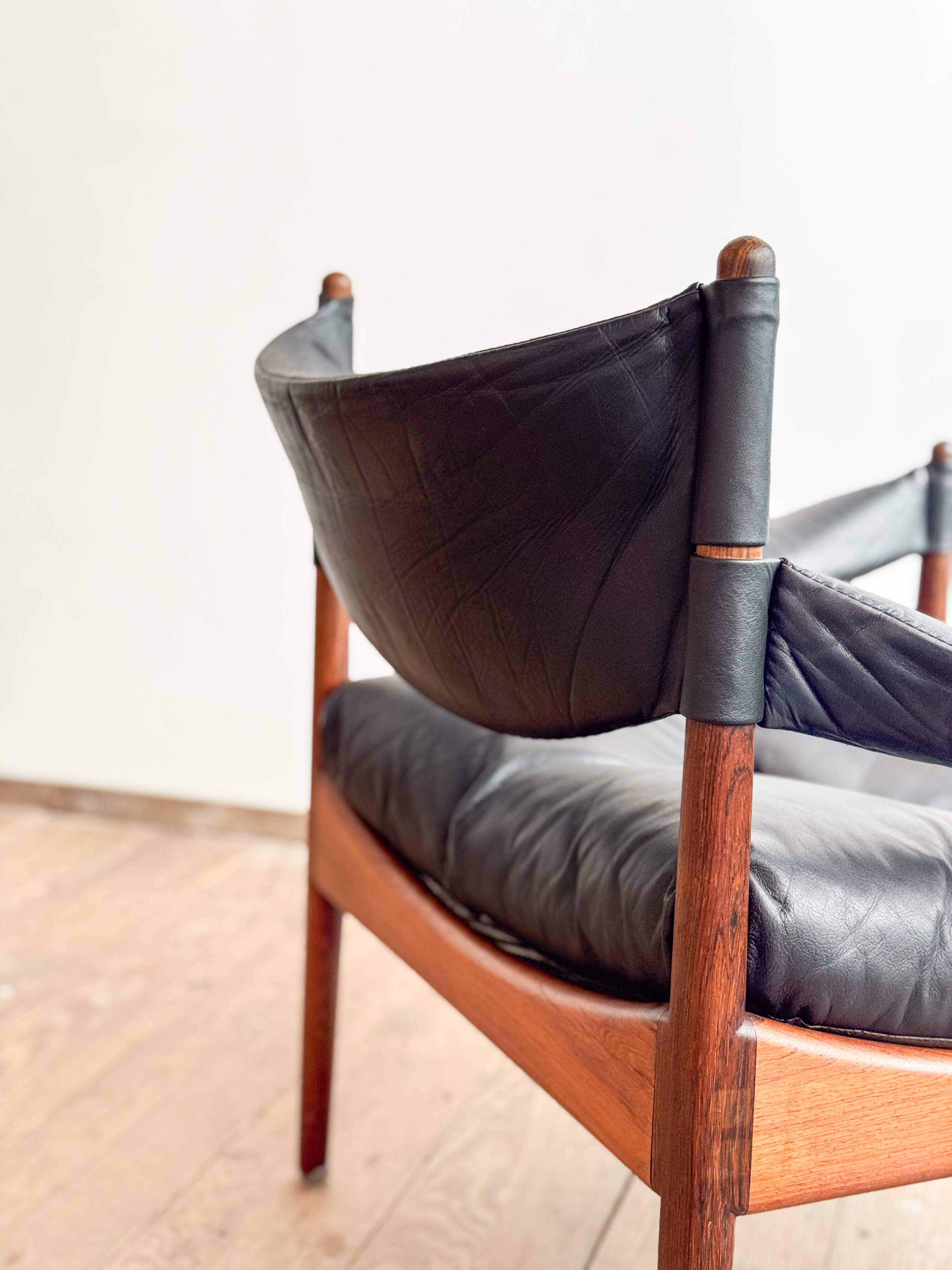 Ensemble danoise avec fauteuil, repose-pieds et table par Kristian Vedel