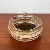 Danish studio pottery bowl from the mid-century by Tue Poulsen for Tue Keramik, 1960s.