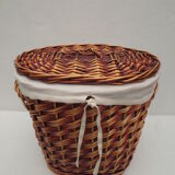 Wicker storage basket, oval and lined with fabrics, with lid
