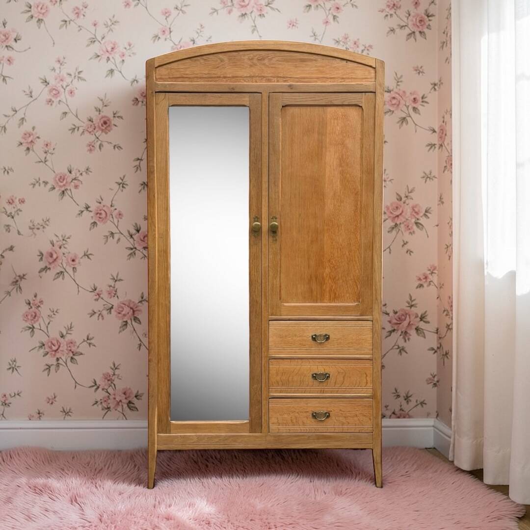 Parisian hotel wardrobe in solid raw oak, 1920.