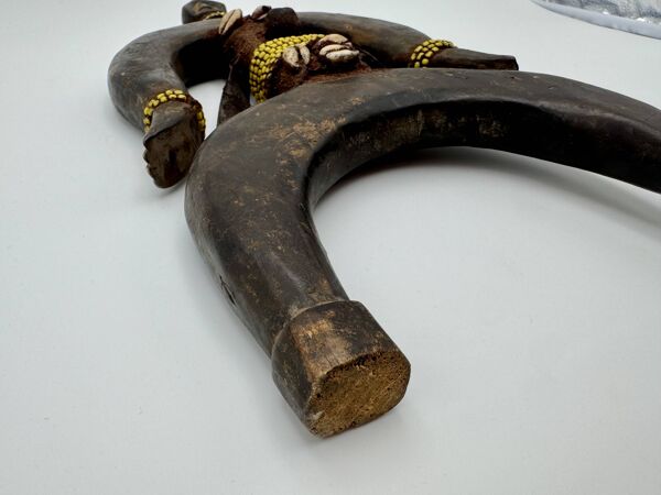 Poupée Namji ancienne – Art tribal africain – Statuette rituelle, Cameroun