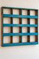 Vaisselier mural ancien en bois patiné bleu turquoise, style atelier