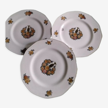 3 assiettes plates