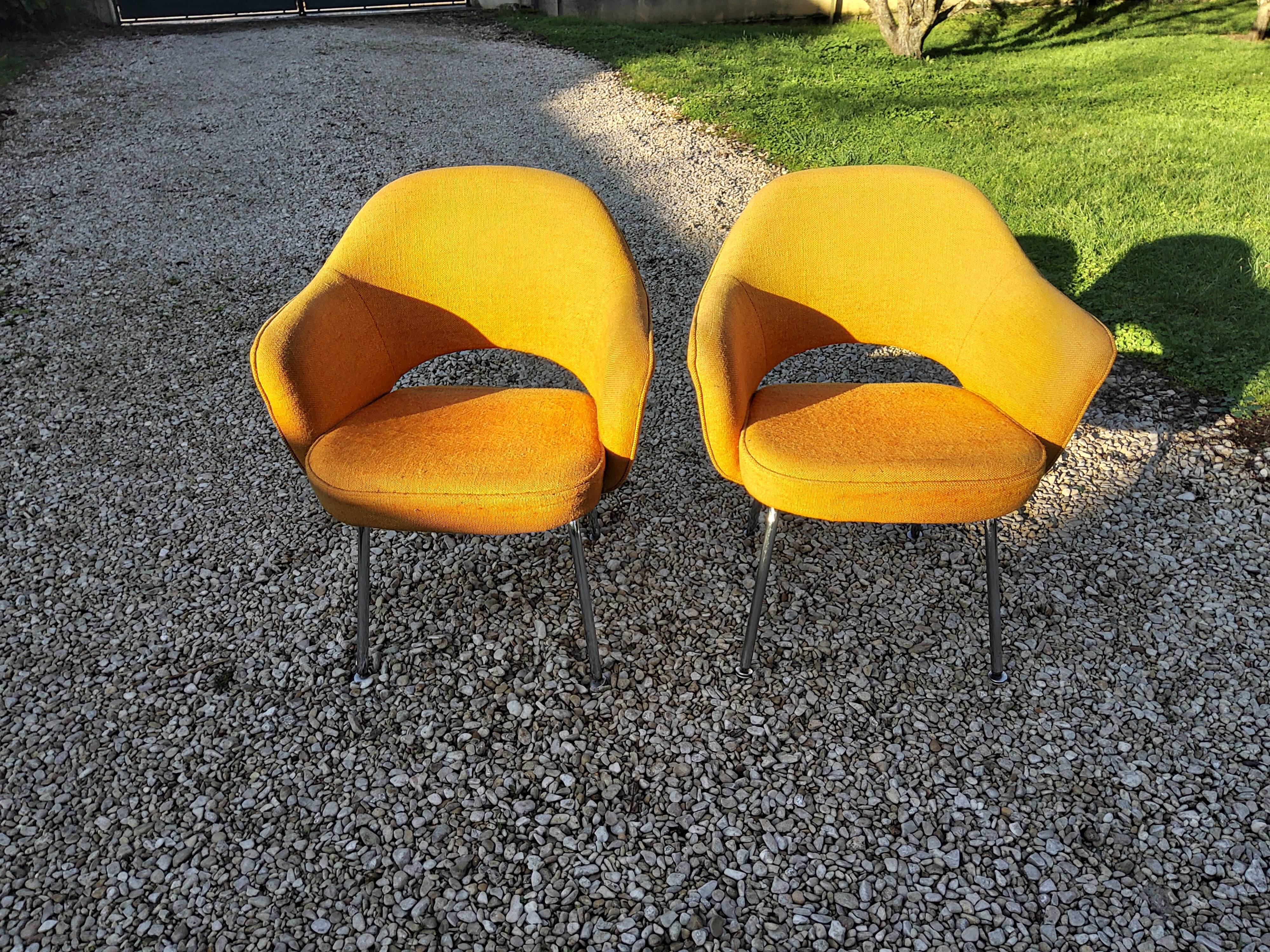 Conference chairs by Eero Saarinen from the 70s
