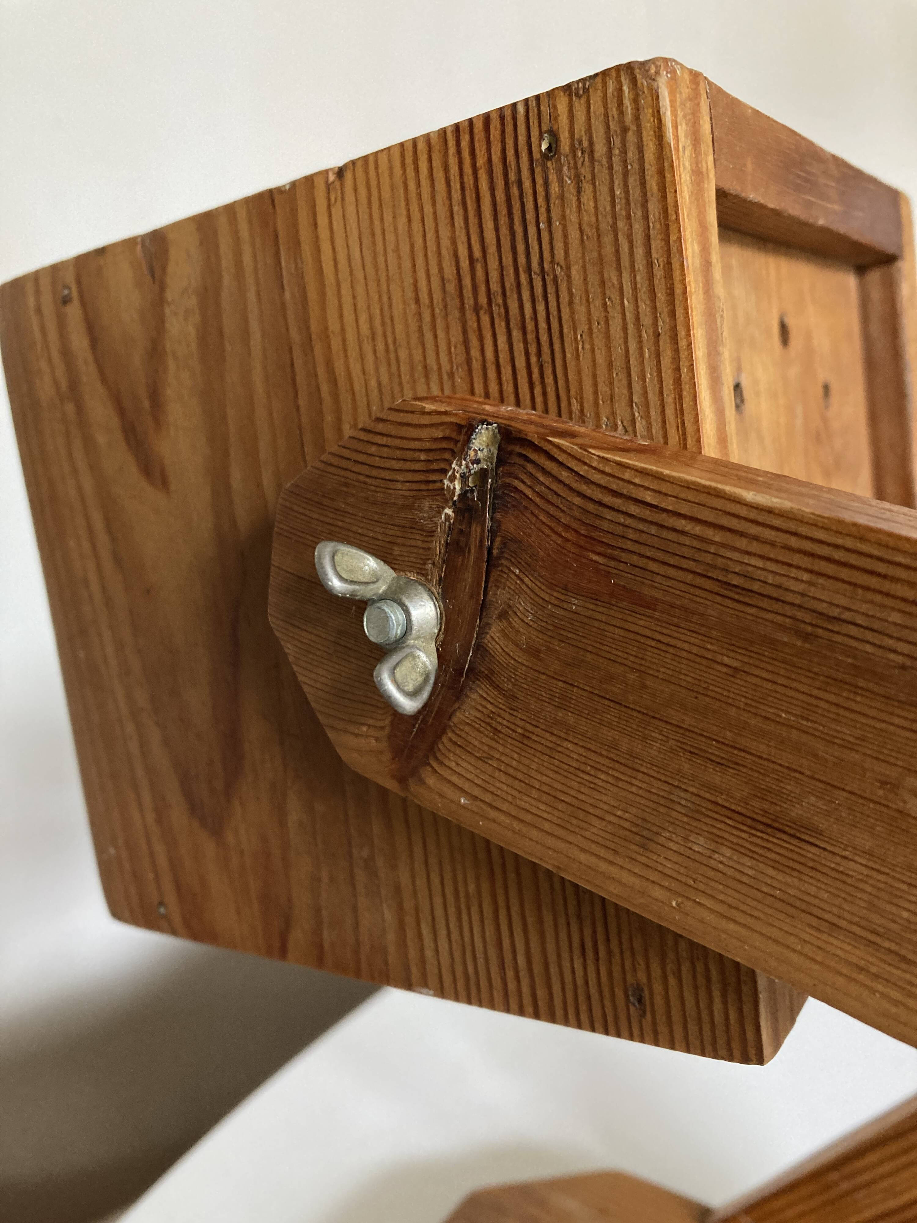 Articulated cocotte lamp in pine wood 1970