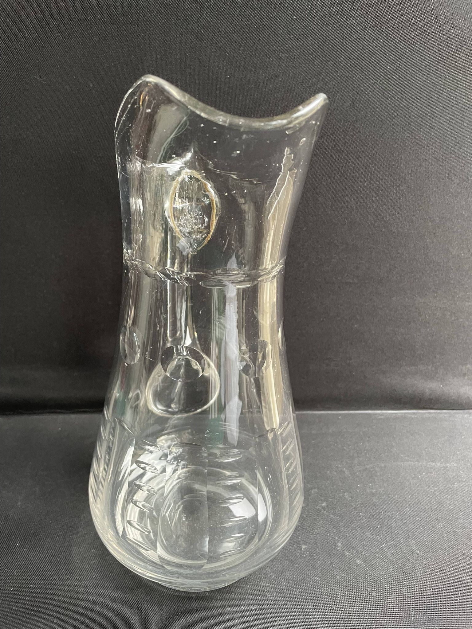 Broc verre soufflé et taillé XIXème