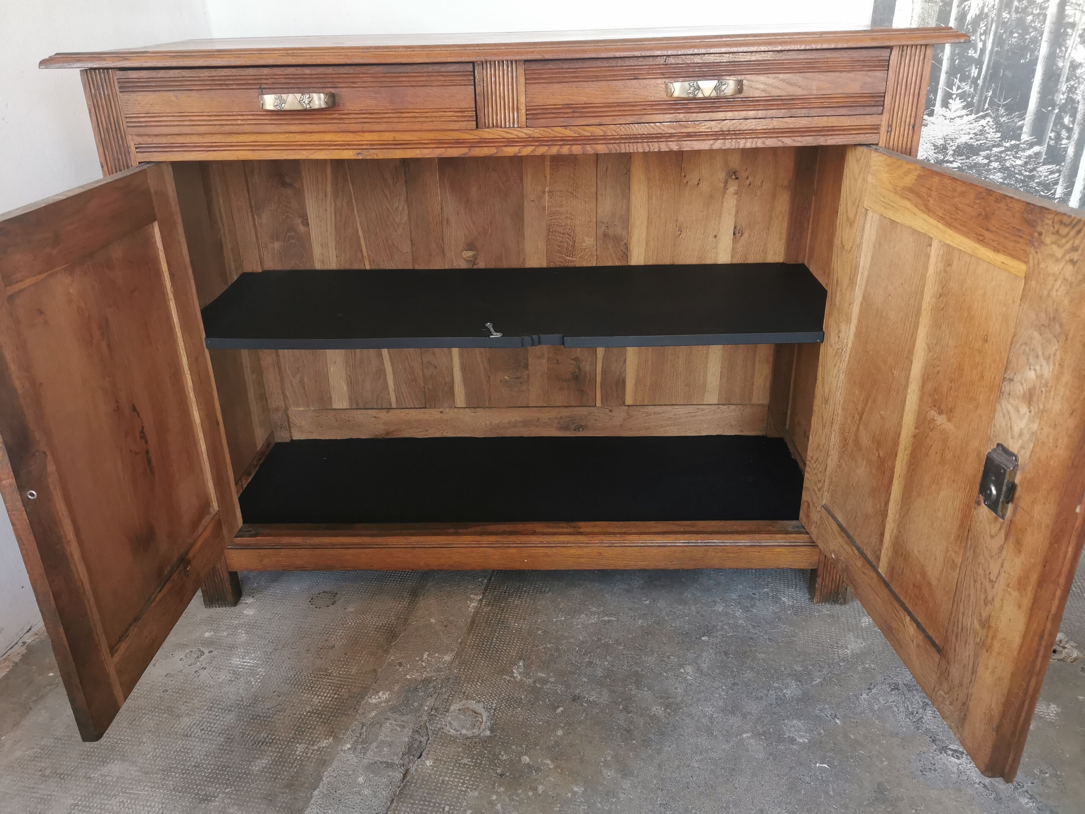 Parisian buffet from the 30s