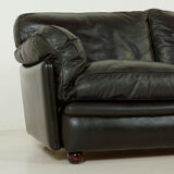 Poppy 2-seater leather sofa by Tito Agnoli for Poltrona Frau, 1970s