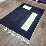 Handmade traditional Beni Ourain Berber rug 150 x 250 cm