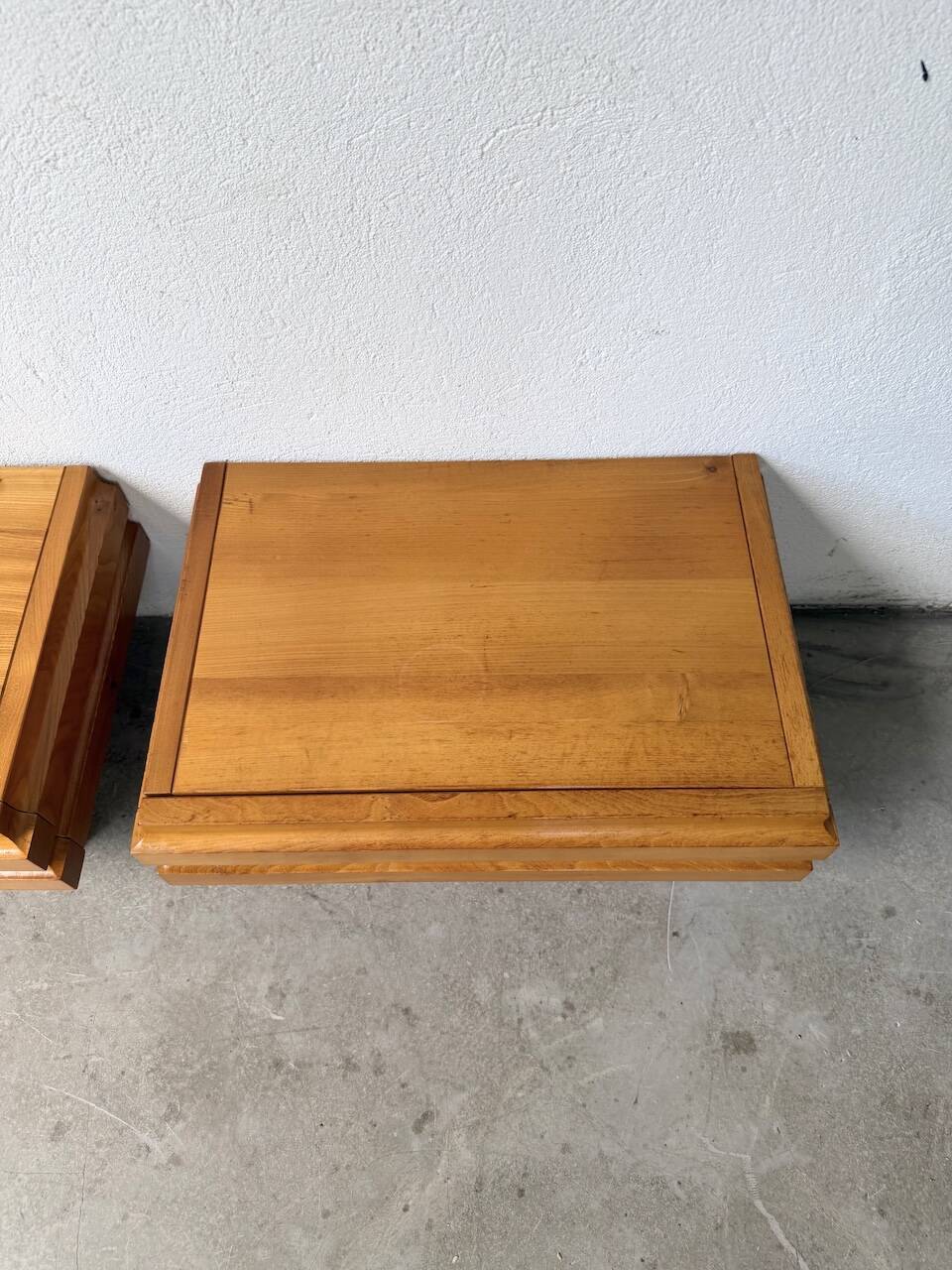 Paire de chevets en orme Maison Regain