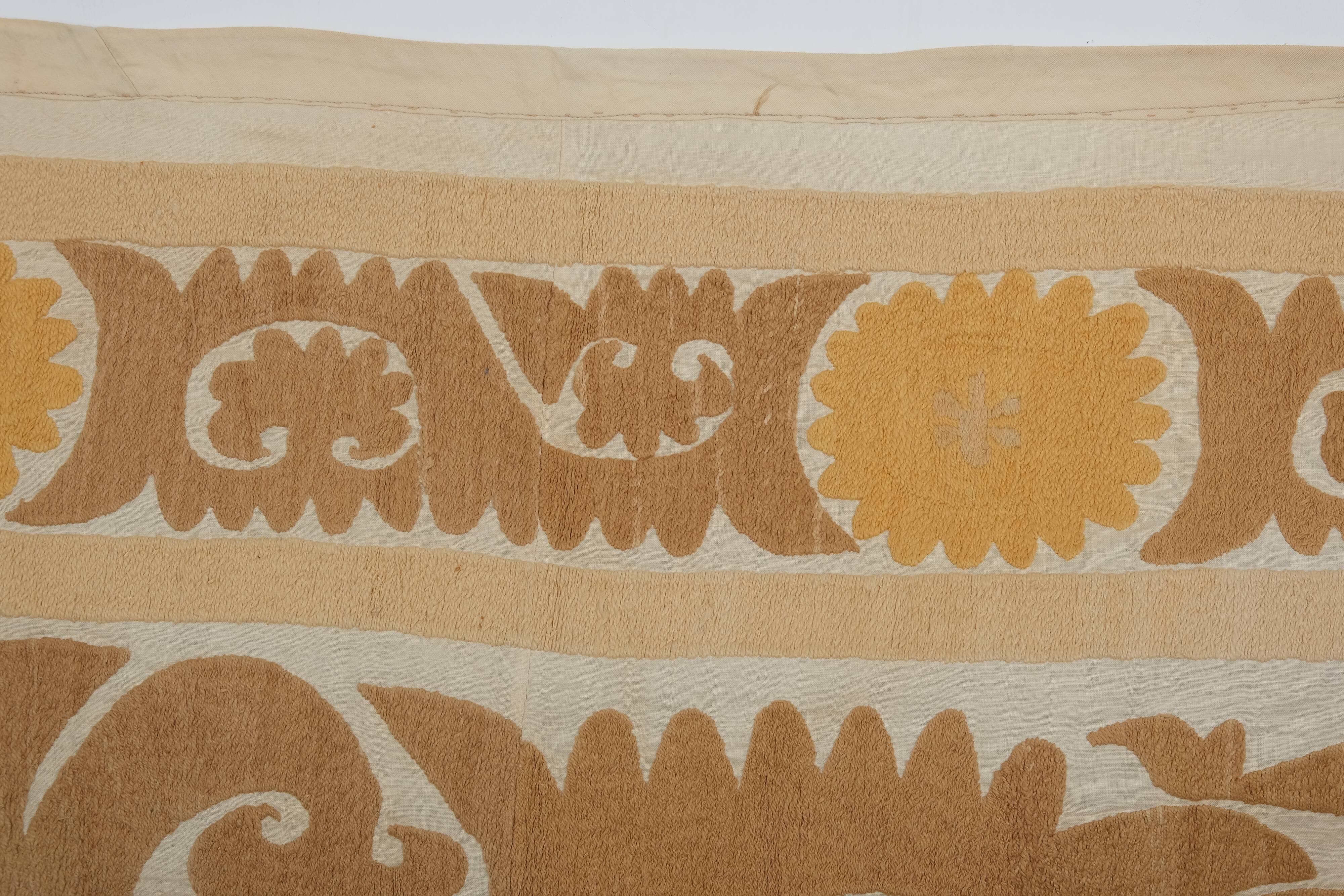 Suzani tapestry 153x153 cm