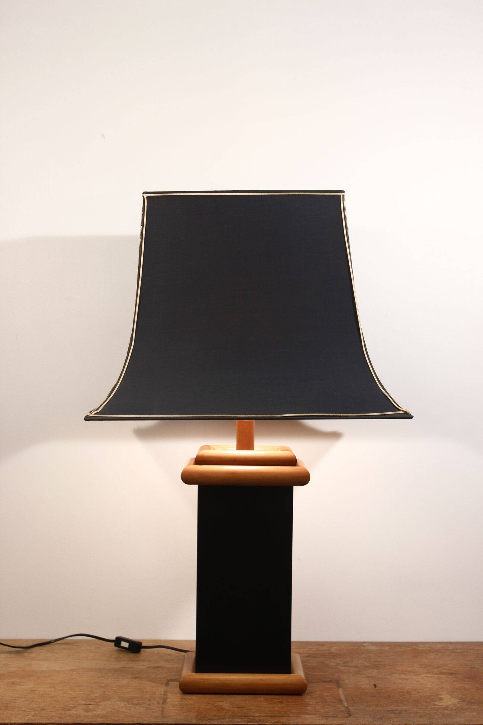 Grande lampe à poser vintage pagode inspiration Japonaise 1970s