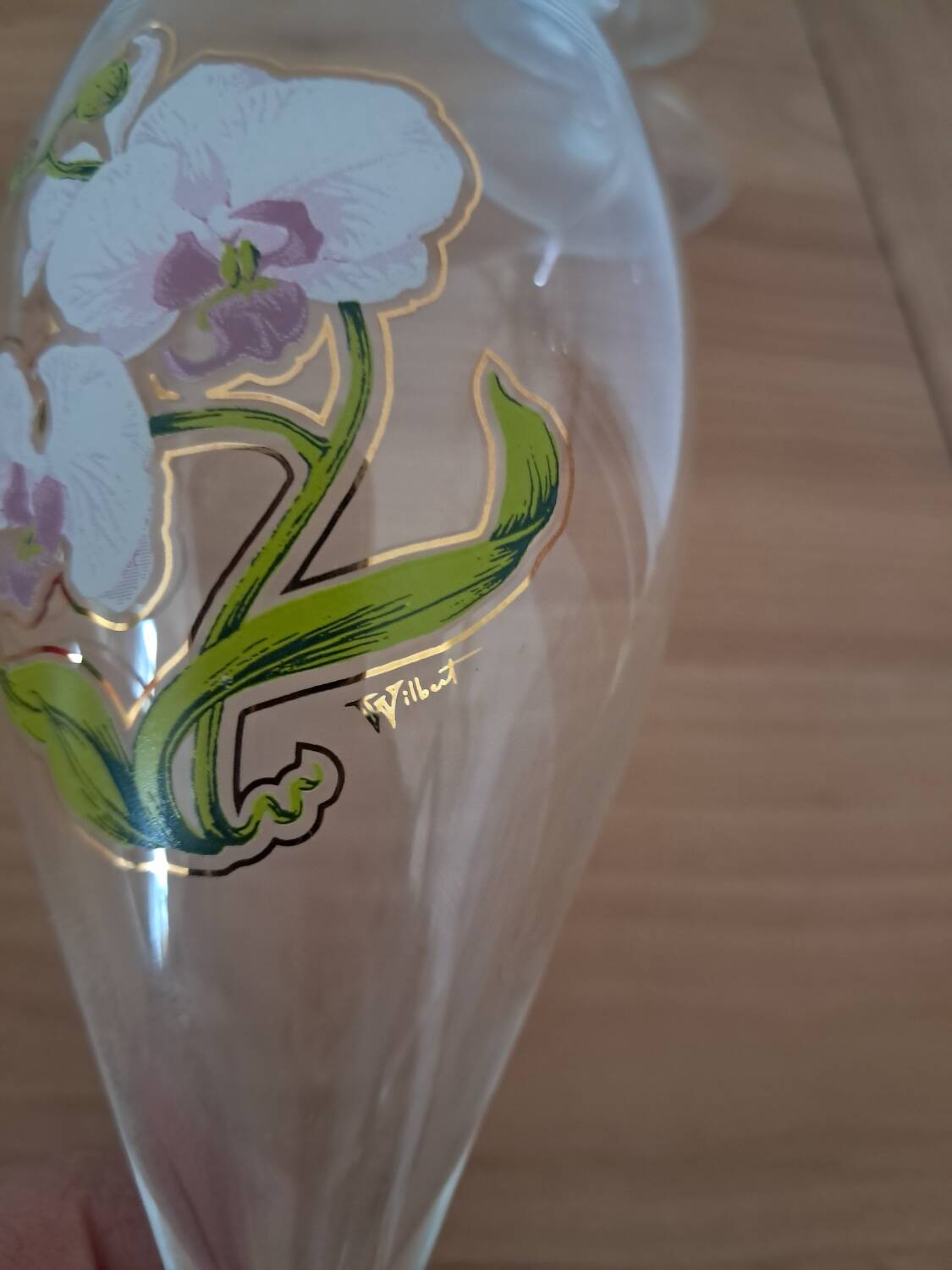 4 beautiful Belle Époque champagne flutes by Perrier Jouët