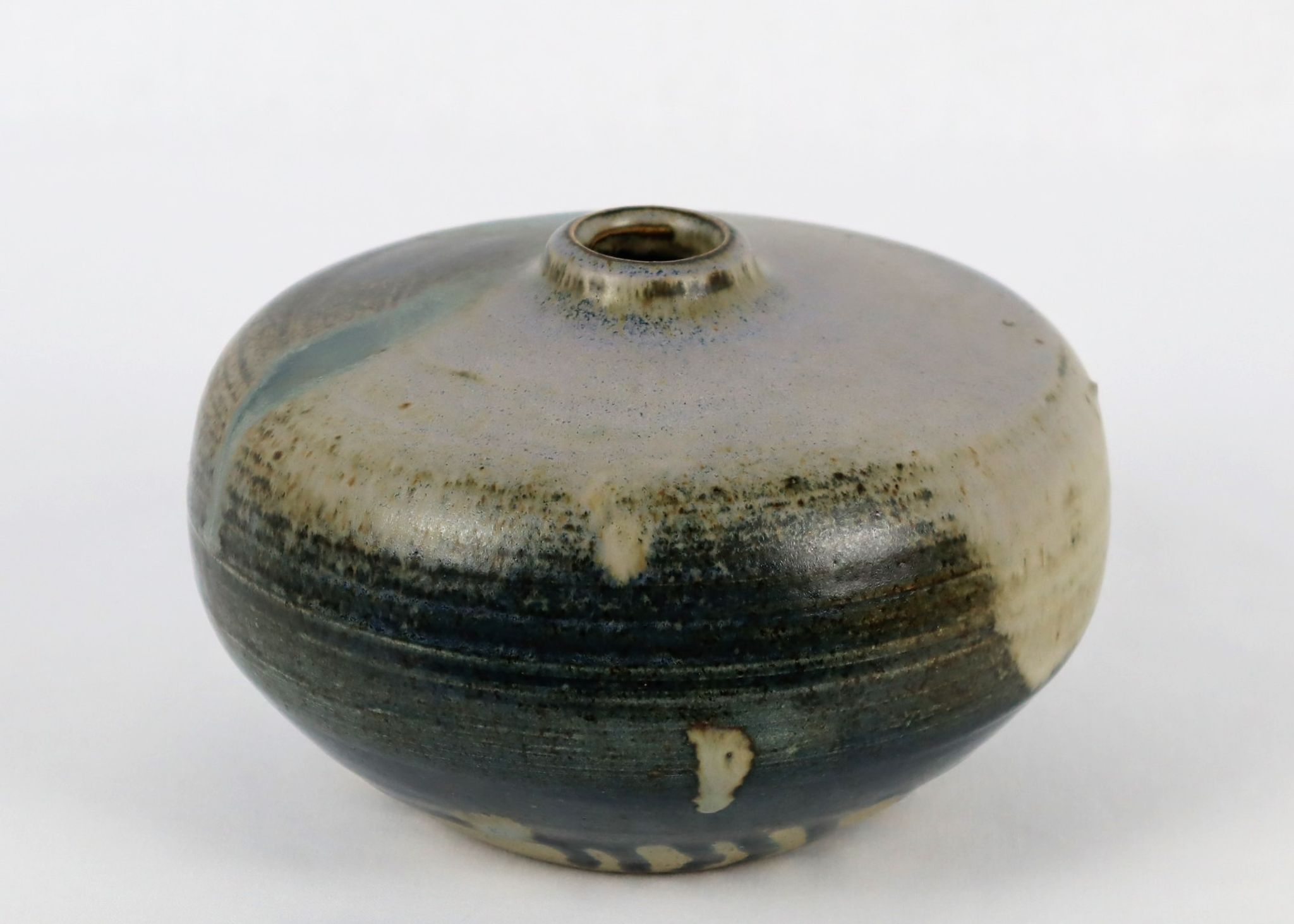Basil vase in sandstone 1980