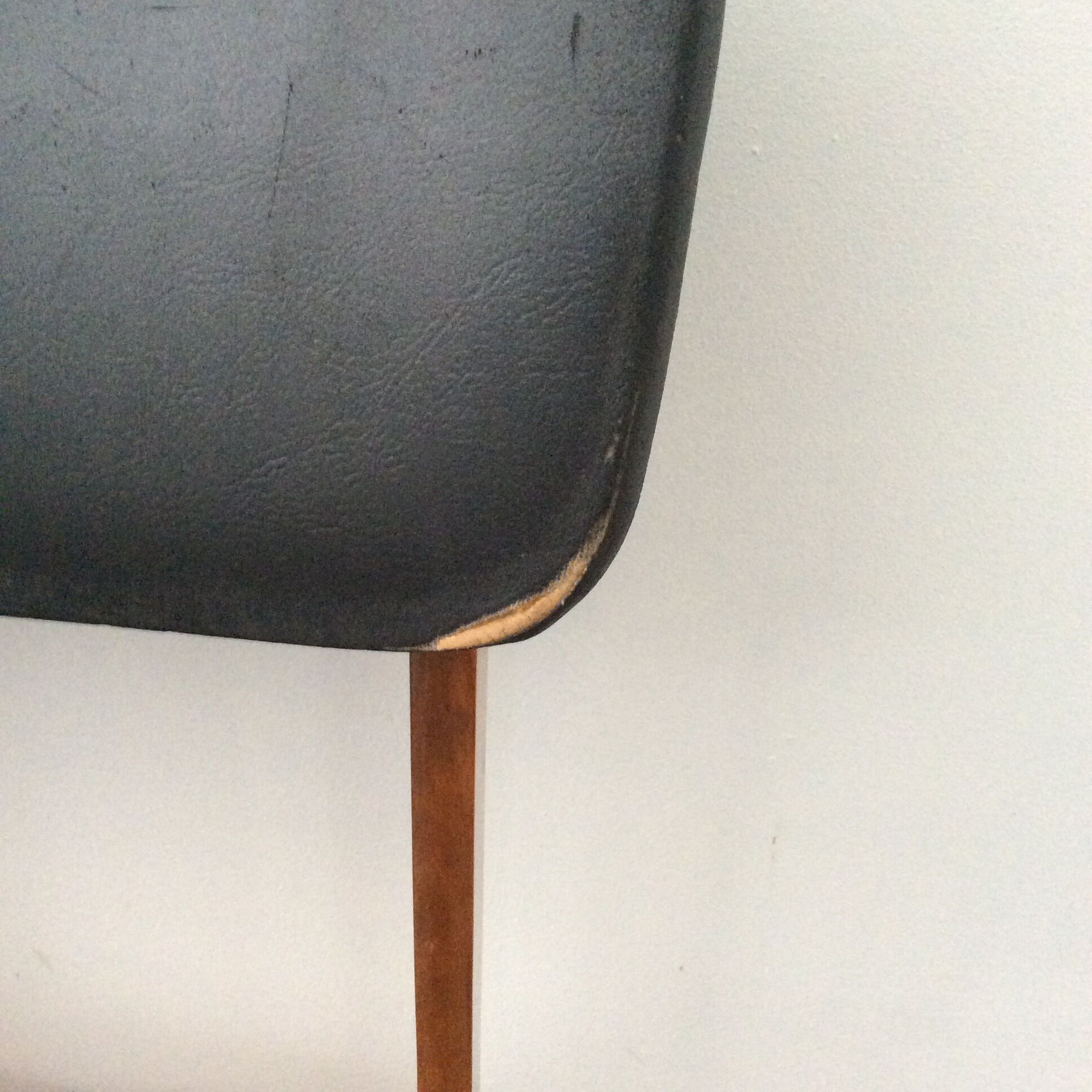 Series of 6 Scandinavian chairs from the 50/60