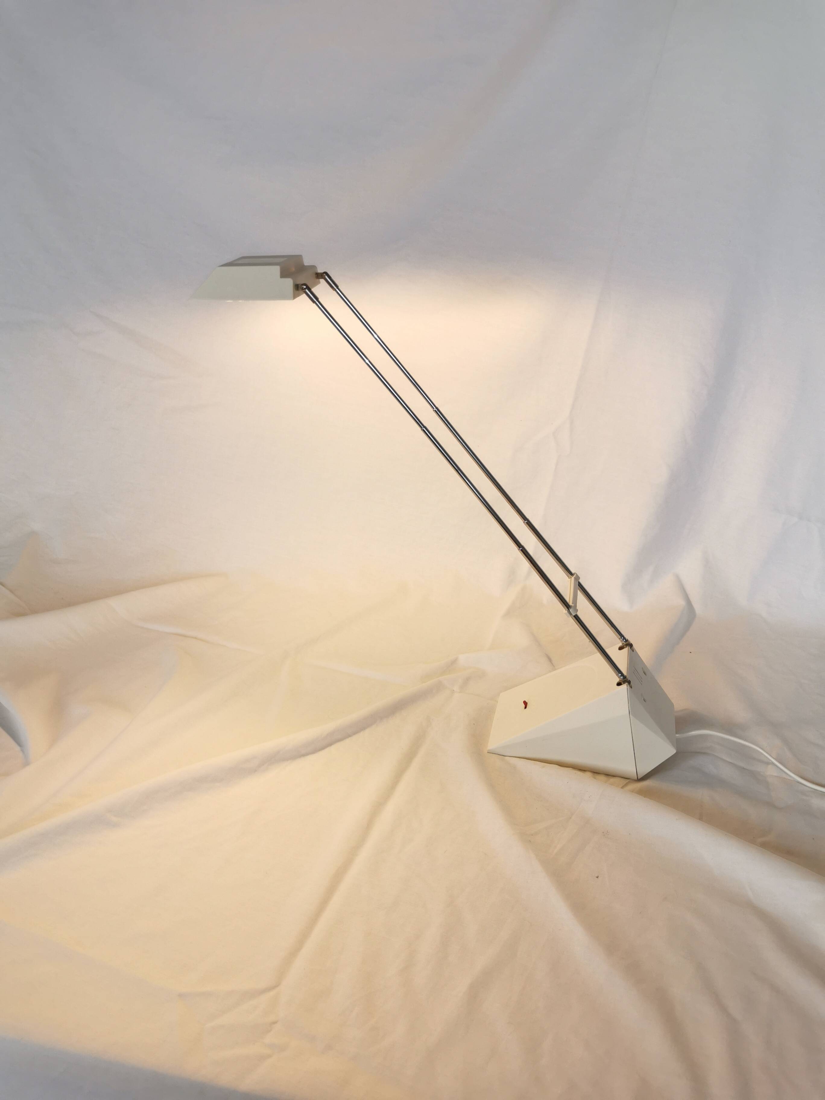 Telescopic halogen desk lamp, postmodern, 1980s