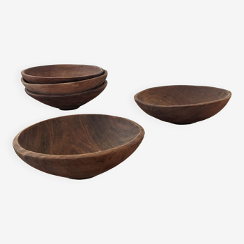 Set of teak cups