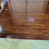 Square table in mahogany veneer