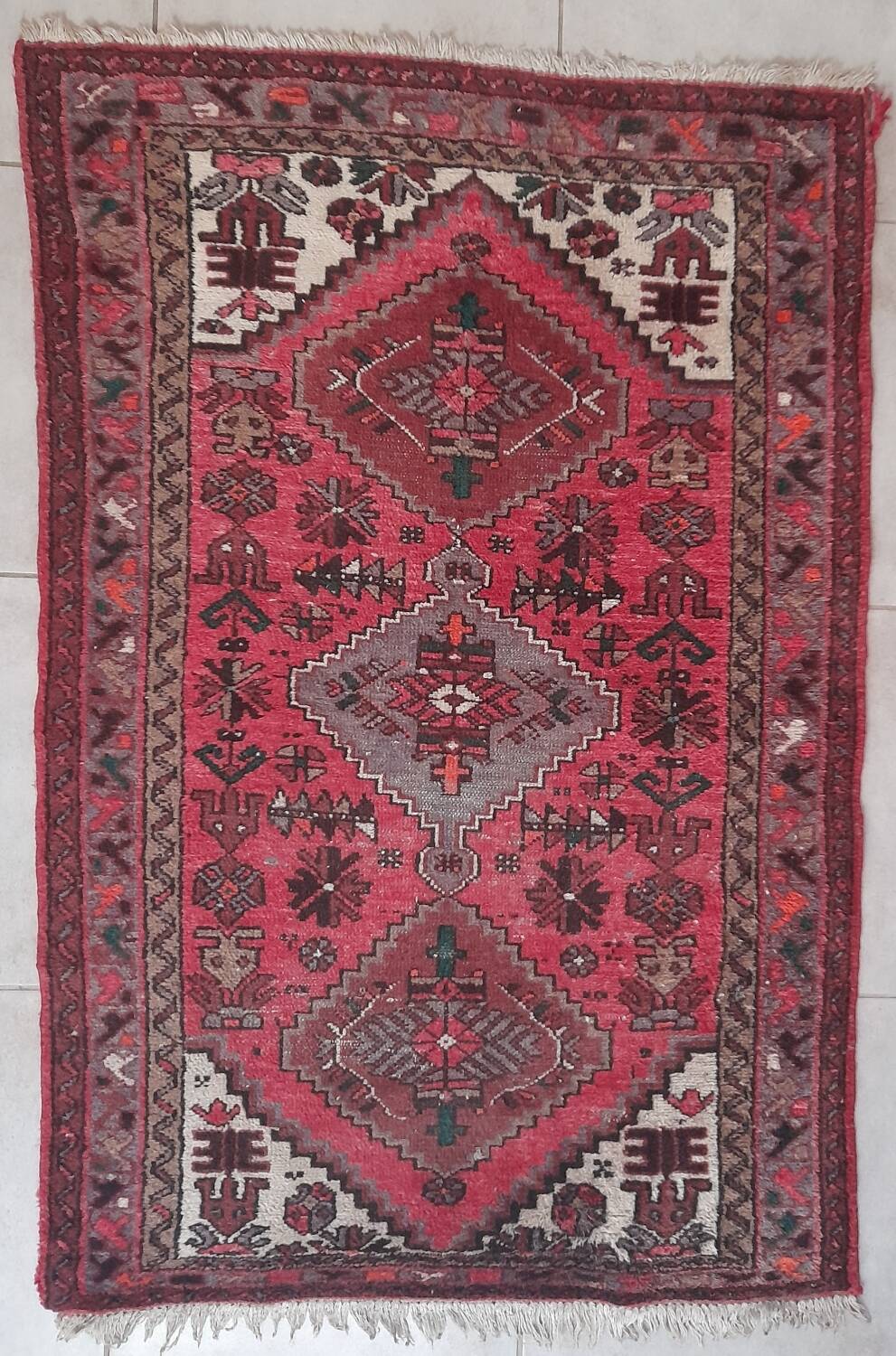 Superb Authentic Turkish Carpet – Hand-Knotted – 1960s – 142 x 93 cm