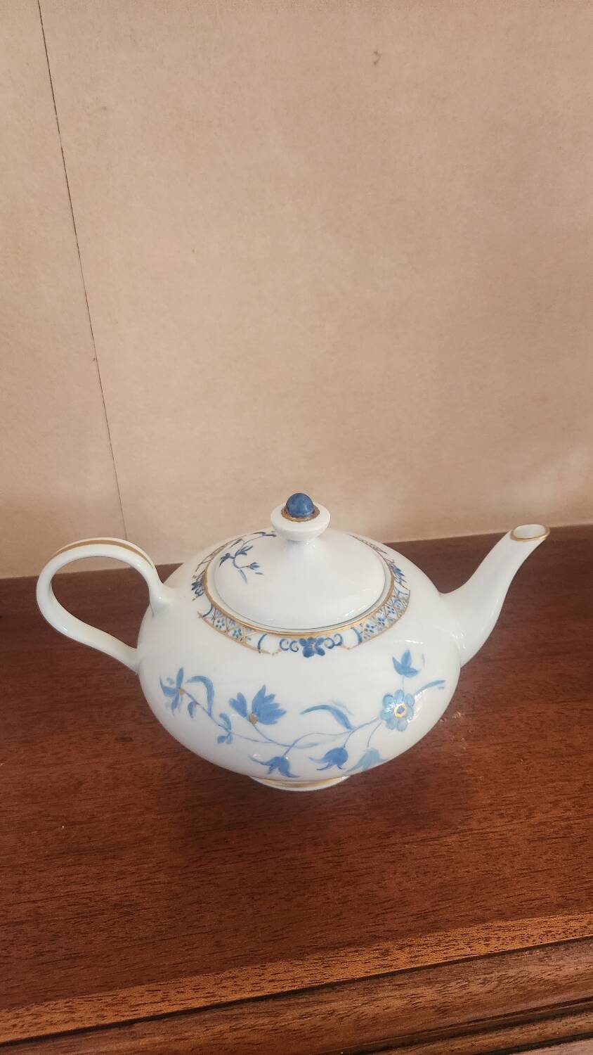 Vintage Haviland Limoges Teapot – Nankin Model – Blue & Gold