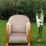 Pair of club armchairs completely renovated