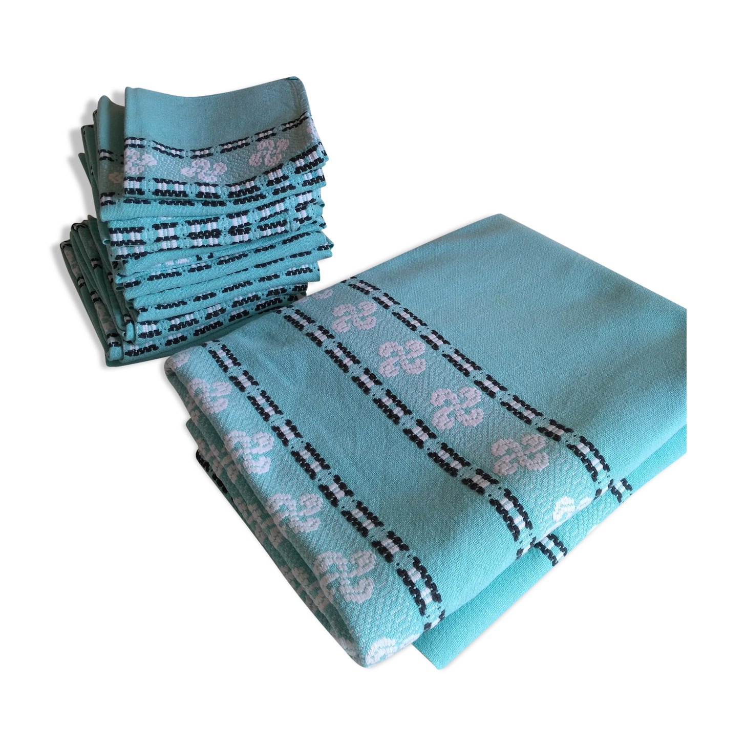 Nappe and 12 water green cotton towels, Basque handicrafts