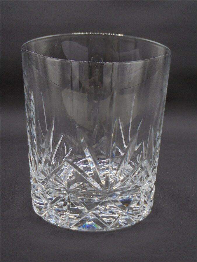 Whisky glass service