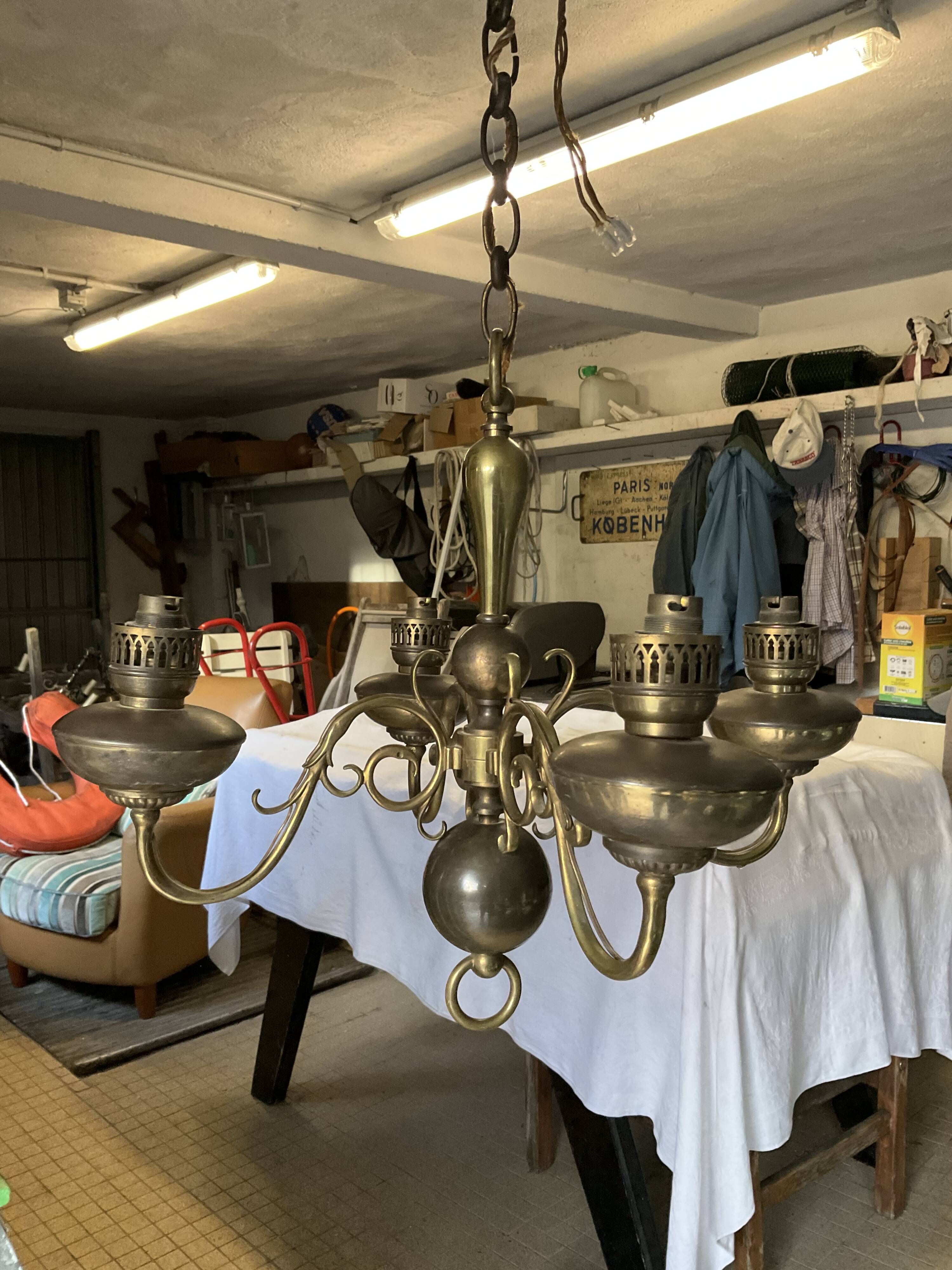 Dutch lustre