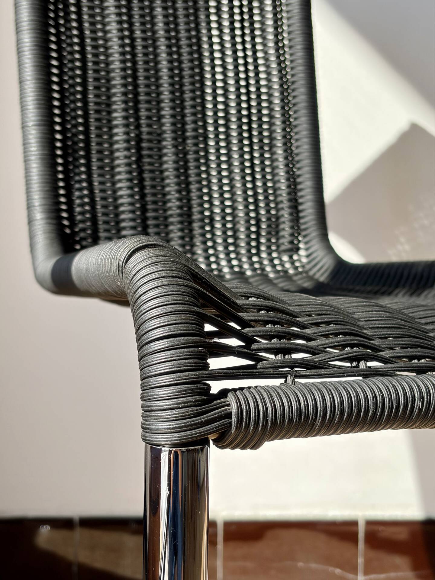 Chaises tubulaires cantilever, modèle B20, Tecta, 1980’s 