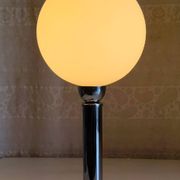 Bauhaus table lamp in metal and opaline globe - 1930s/40s