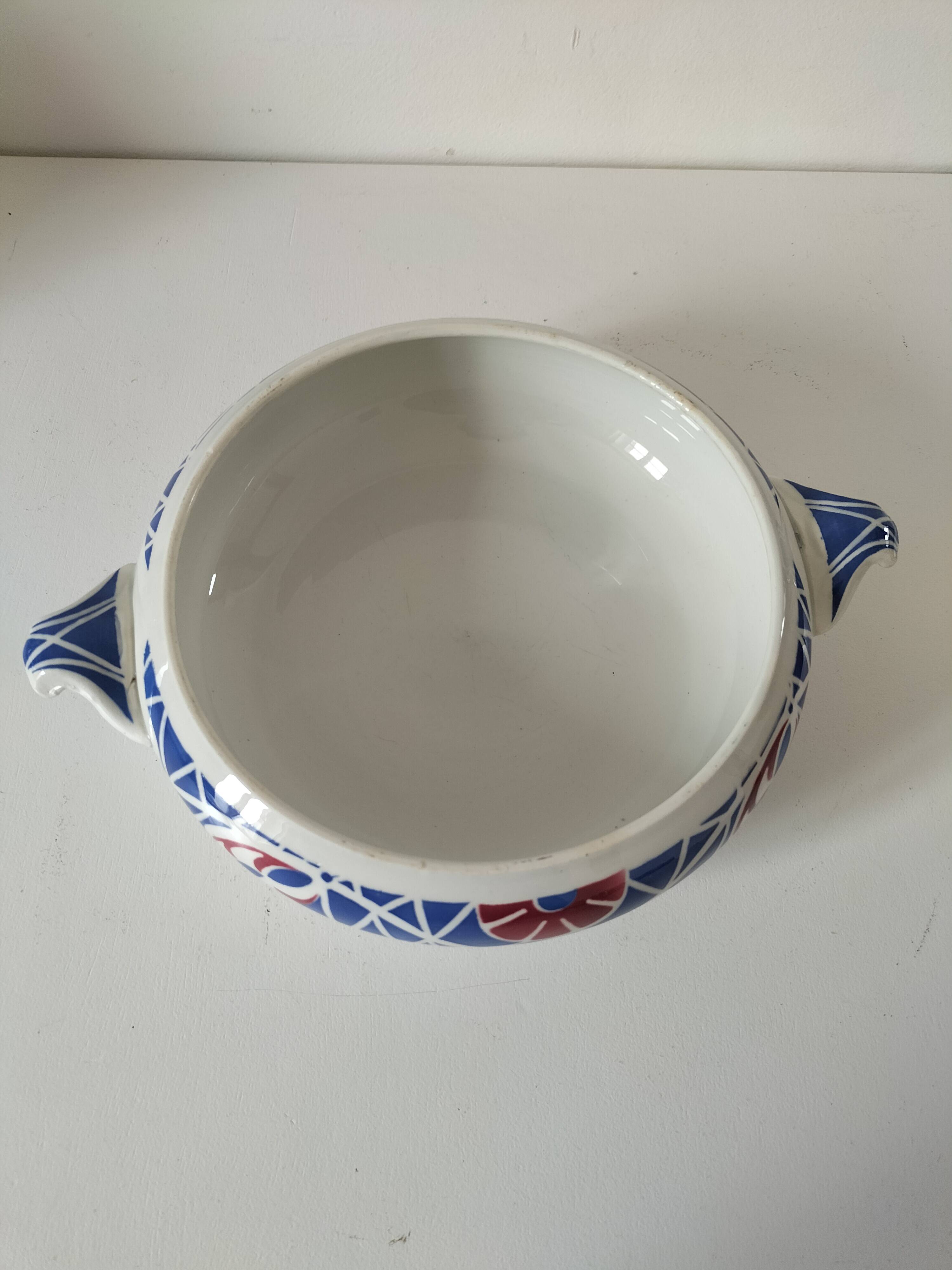 Sarreguemines vegetable dish, Robinson model