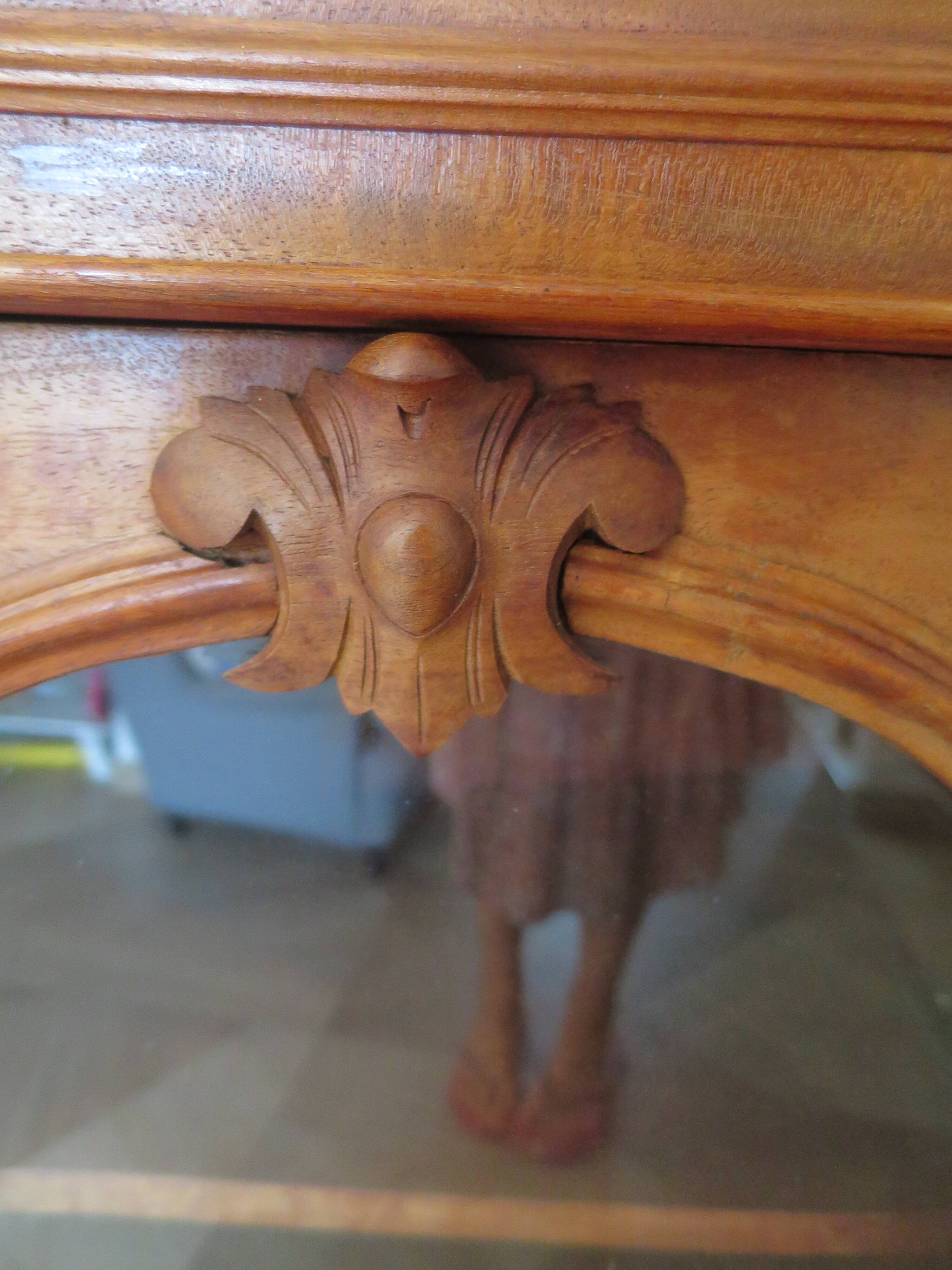 Curved showcase library carved wood 2 doors mahogany English style