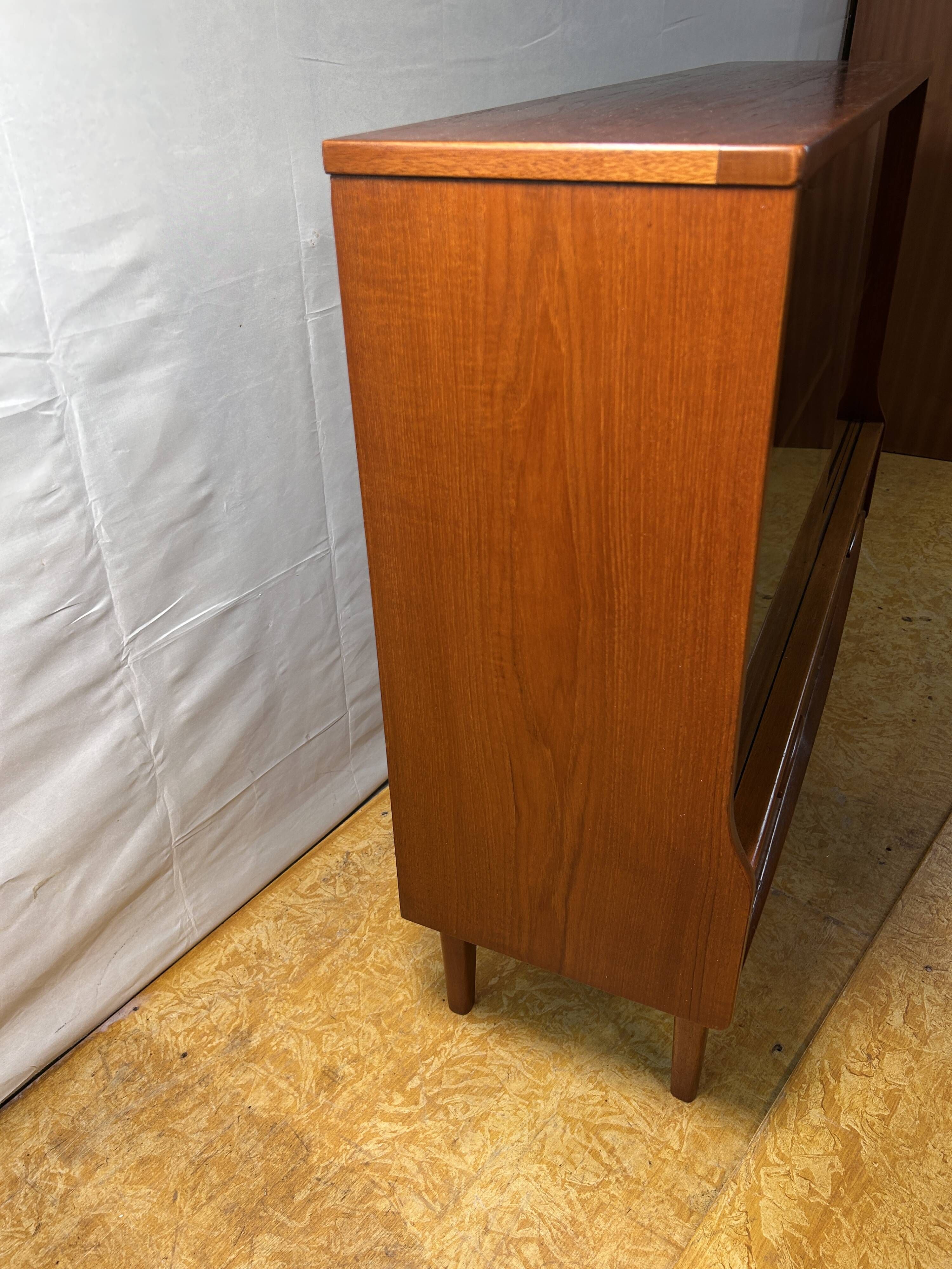 Mid-Century Retro Vintage Teak Bookcase by Jentique, 1960  Elegant, Compact