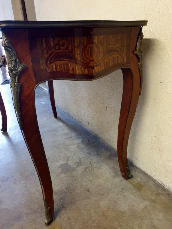 Old office - Louis XV style - Veneer wood and gilded bronze - richly inlaid
