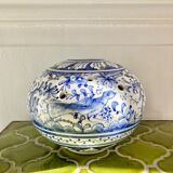 Vase pique flowers monochrome blue decoration