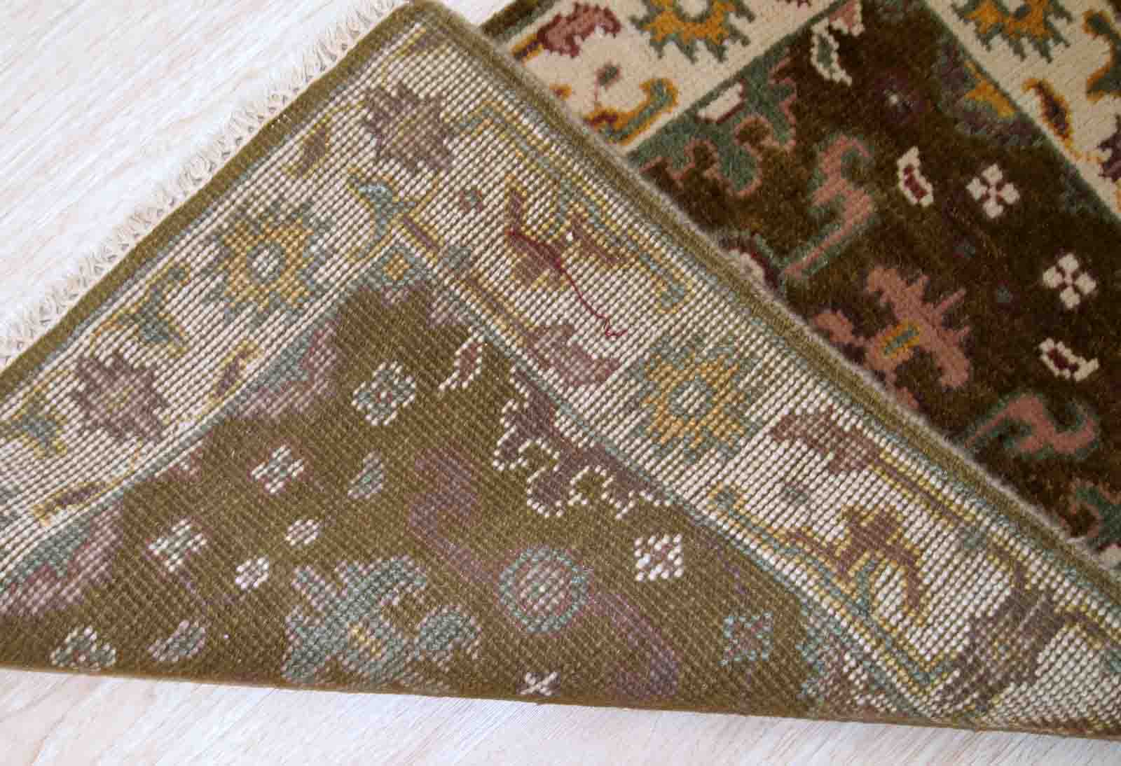 Vintage Indian Mahal handmade carpet 64cm x 97cm