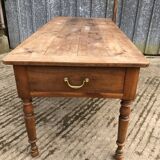 Antique cherry farmhouse table with 2 drawers and 1 pull-out